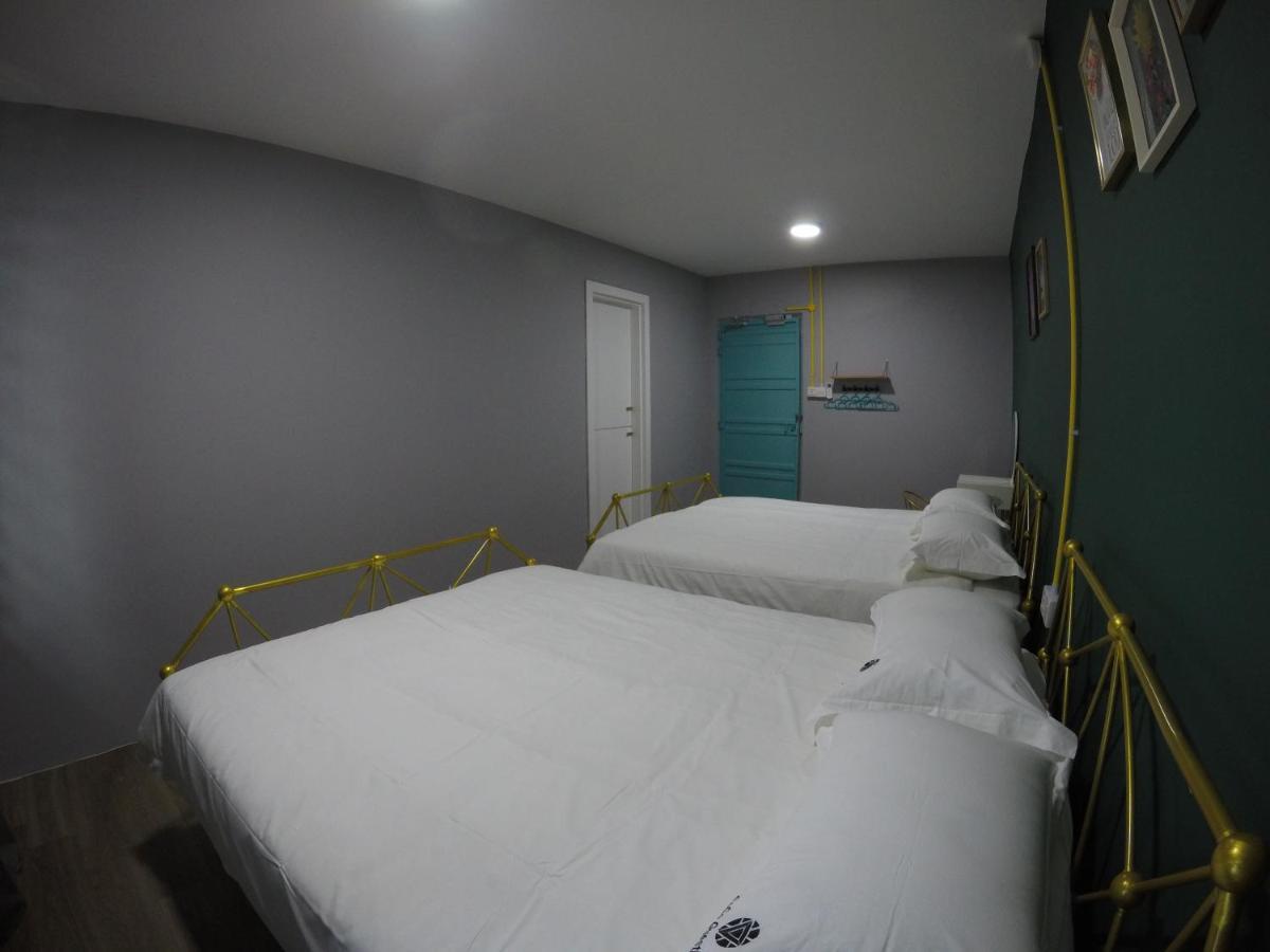 Coco Guesthouse Kemaman Chukai Esterno foto