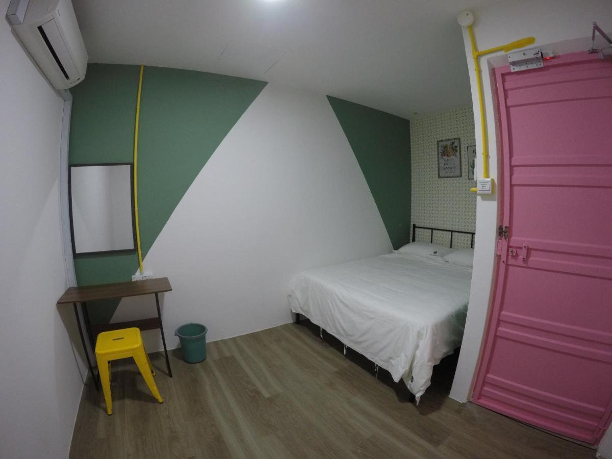 Coco Guesthouse Kemaman Chukai Esterno foto