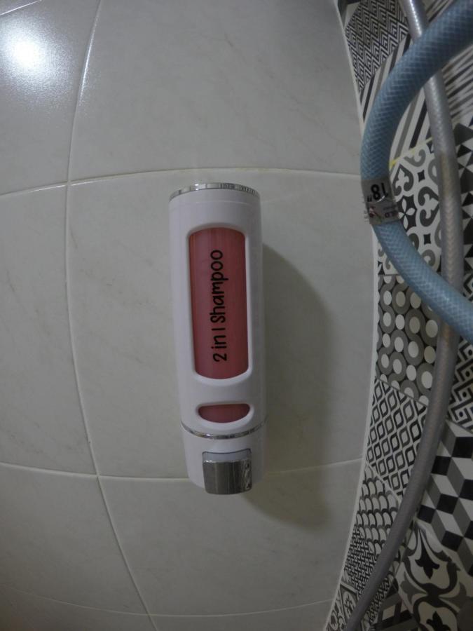 Coco Guesthouse Kemaman Chukai Esterno foto